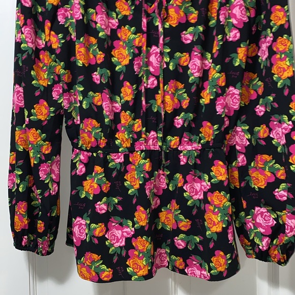 Betsy Johnson floral blouse - Picture 3 of 8
